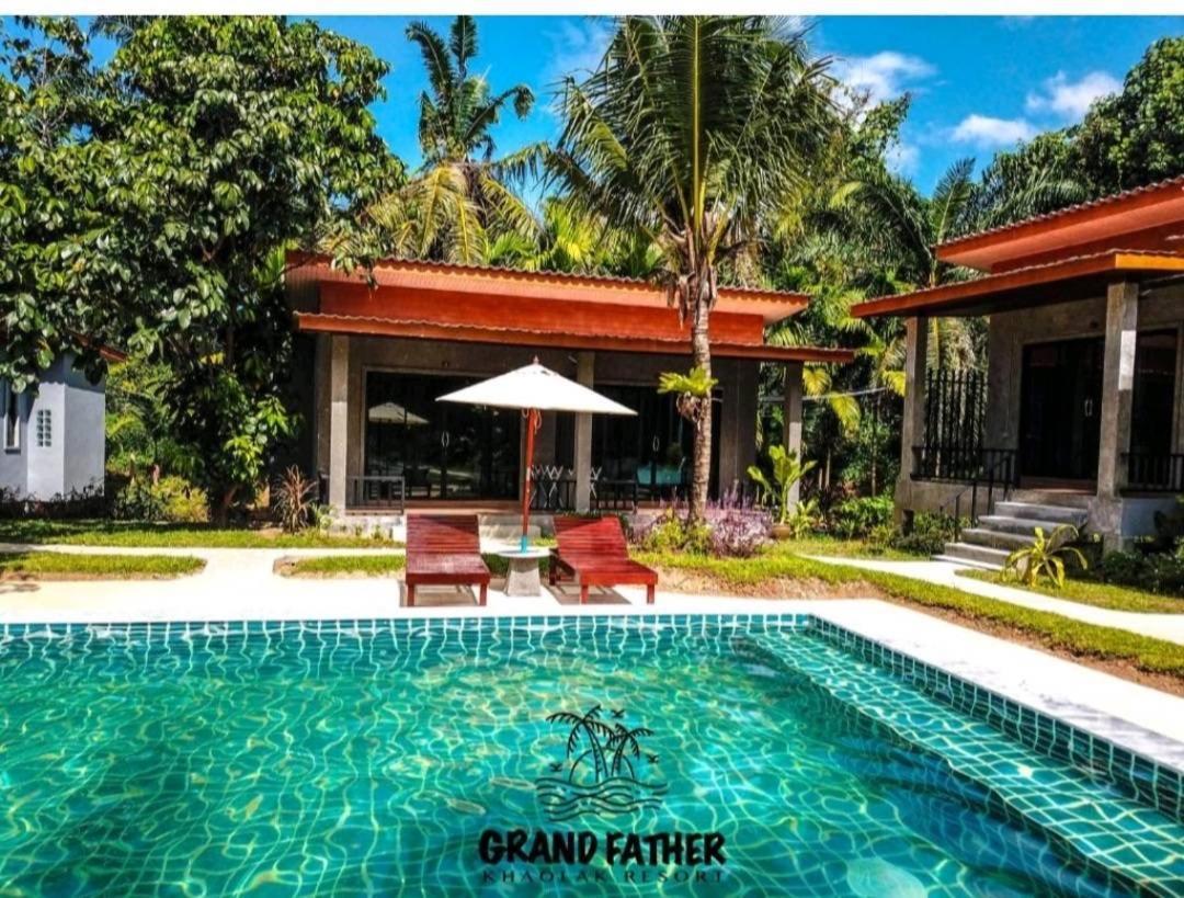 Grandfather Khaolak Resort Khao Lak Exteriör bild